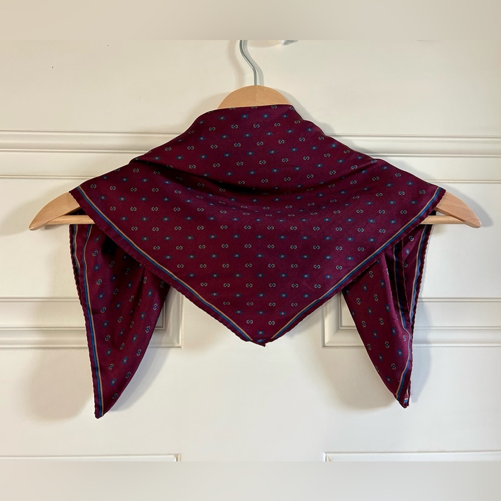 Ashear Vintage Pocket Square Scarf 100% Silk, Hand Rolled, 18.5" Made in Italy - Picture 6 of 16